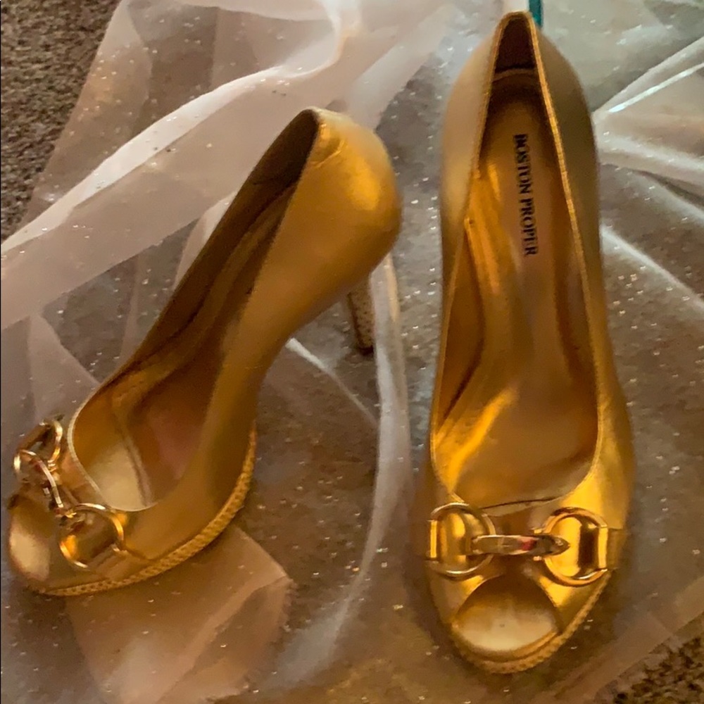 Boston Proper open toed shoes - Picture 2 of 6